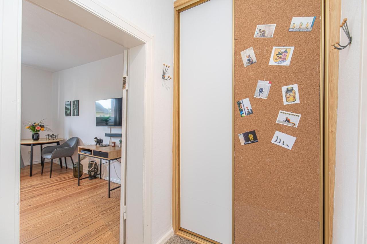 Fewo1846 - Kommood - Zentral Gelegenes Studio-Apartment Mit Balkon Im Hochparterre Flensbourg Extérieur photo